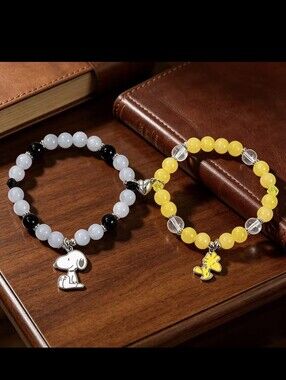 Best Friends Snoopy & Woodstock Magnetic Glass Bead Bracelet
